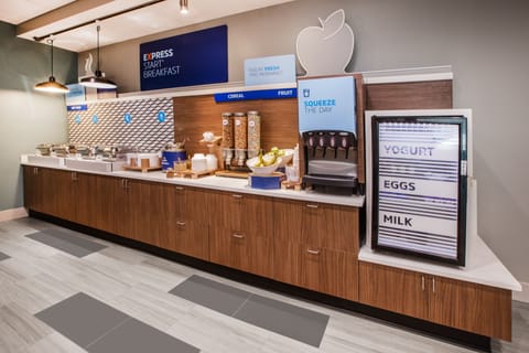 Free daily self-serve breakfast