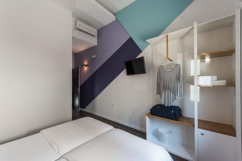 Double Room | Soundproofing, free WiFi, bed sheets