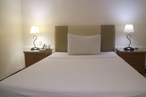 Regular Room (1 Bed) | Free WiFi