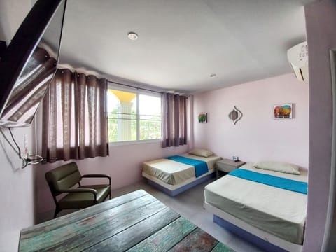 Deluxe Twin Room, City View | Free WiFi, bed sheets