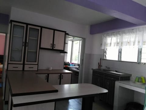 Apartment, 3 Bedrooms | Private kitchen | Fridge, stovetop, electric kettle, rice cooker