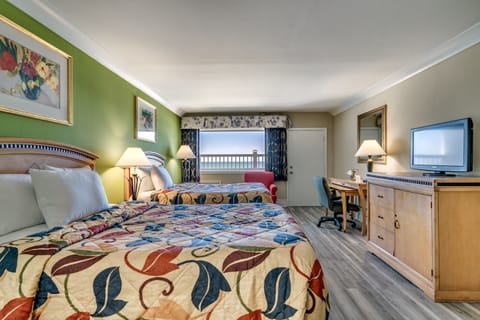 Classic Room, 1 Bedroom, Balcony, Ocean View | Desk, free WiFi, bed sheets