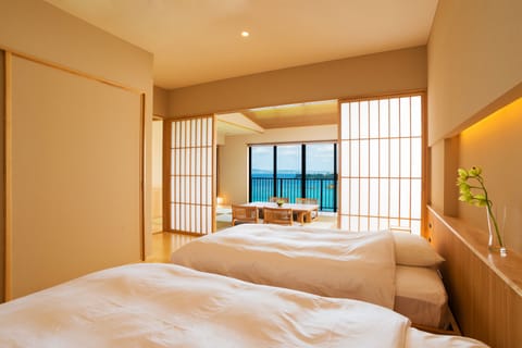 Luxury Suite, Ocean View | Premium bedding, in-room safe, desk, free WiFi