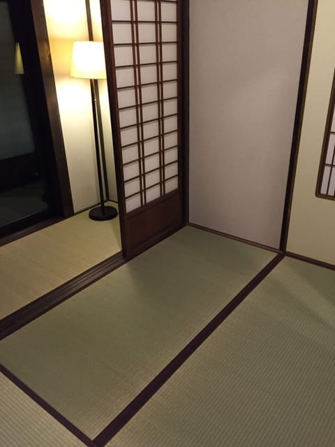 Traditional Room (For 2 persons) | Free WiFi