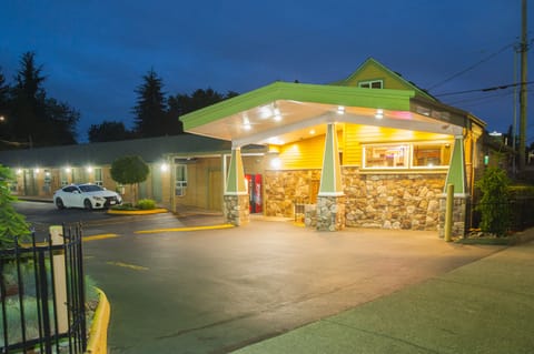 Front of property - evening/night