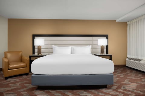 Room, 2 Queen Beds | In-room safe, desk, blackout drapes, iron/ironing board