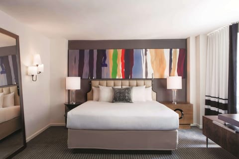 Egyptian cotton sheets, premium bedding, pillowtop beds, in-room safe