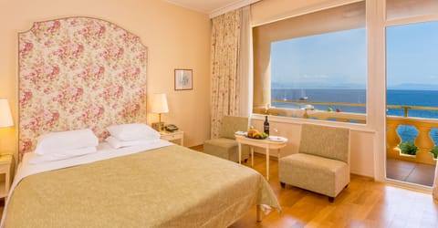 Standard Double Room, Sea View | Premium bedding, minibar, in-room safe, blackout drapes