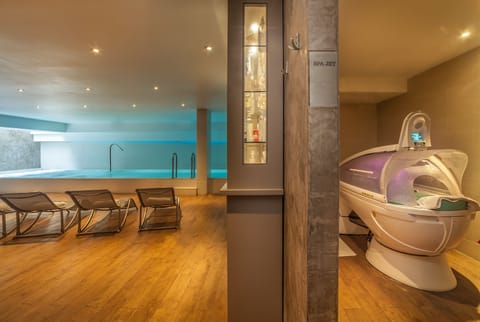 Couples treatment rooms, Turkish bath, body treatments, Swedish massages