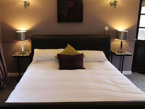 Superior Double Room (King)