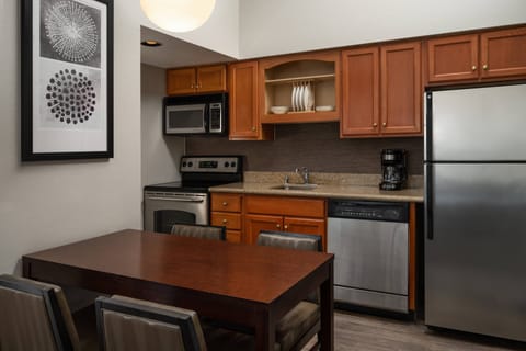 Suite, 2 Bedrooms | Private kitchen | Fridge, microwave, stovetop, dishwasher