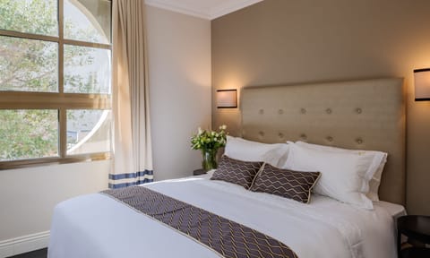 Deluxe Double Room | Premium bedding, minibar, in-room safe, individually decorated