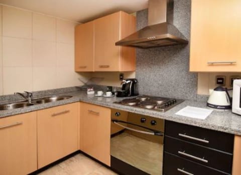 Executive Suite, 1 Bedroom, Mountain View, Tower | Private kitchen | Coffee/tea maker, electric kettle