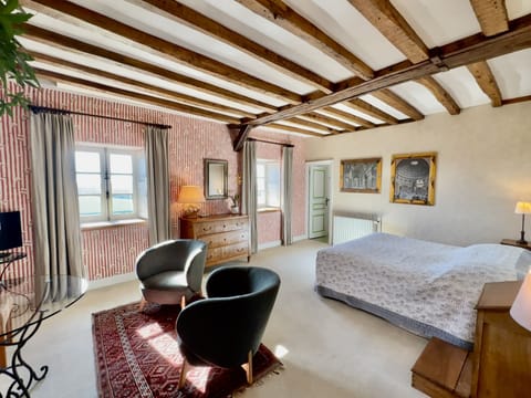 Superior Double Room, Lake View, Garden Area (Clos Bouchet et Aubuis) | Premium bedding, individually decorated, individually furnished, desk