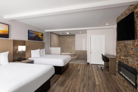 Studio Suite, 2 Queen Beds, Non Smoking | Jetted tub