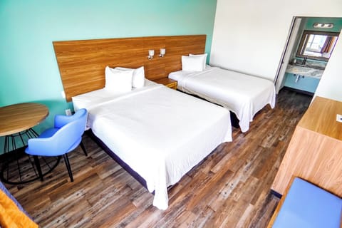 Deluxe Double Room | Desk, laptop workspace, soundproofing, free WiFi