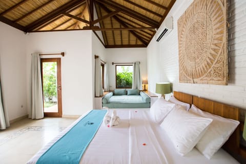 Villa, 1 Bedroom, Private Pool | Premium bedding, minibar, in-room safe, desk