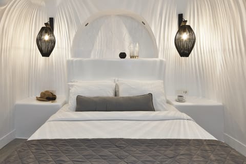 Grand Villa, Hot Tub (Outdoor) | Free WiFi, bed sheets