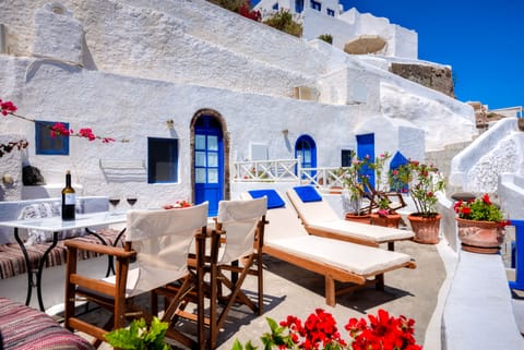 Classic Villa, Sea View | Terrace/patio