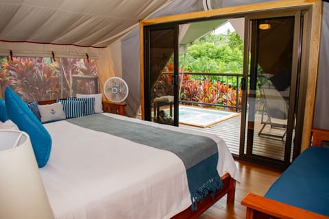 Premium Tent Ocean View King Bed | View from room