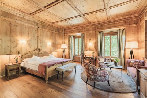 Junior Suite | Premium bedding, down comforters, minibar, in-room safe