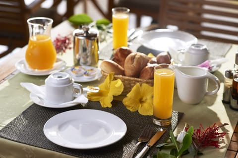 Daily buffet breakfast (EUR 16.00 per person)