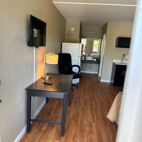 Premium bedding, down comforters, desk, iron/ironing board