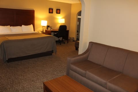 suite with sofa bed | In-room safe, individually decorated, individually furnished