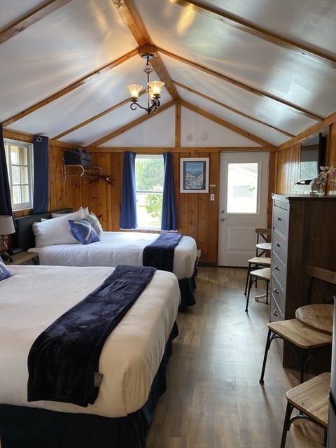 Cabin, 2 Queen Beds, Non Smoking, Kitchenette | Individually decorated, individually furnished, iron/ironing board