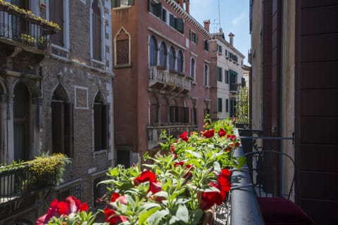 Classic Double Room, Balcony, Canal View | Balcony view