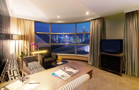 Harbour View King Suite | Living room | LCD TV