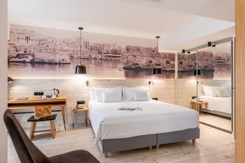 Classic Room, 1 Double or 2 Twin Beds | View from room