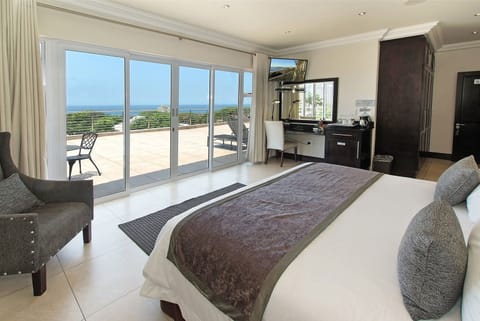 Standard Double or Twin Room | Bathroom | Shower, hair dryer, bathrobes, towels