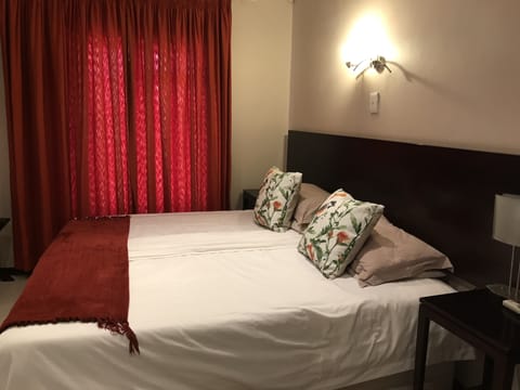 Luxury en-suite room | WiFi