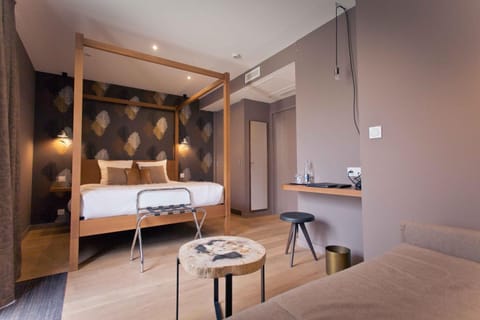 In-room safe, desk, iron/ironing board, free cribs/infant beds
