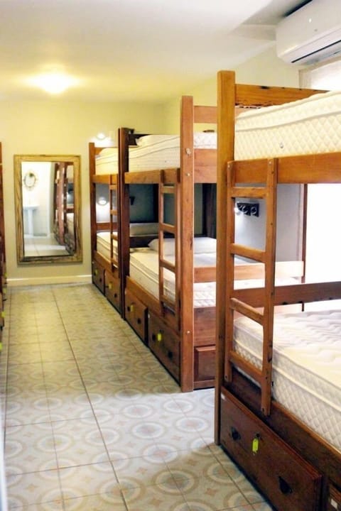 Shared Dormitory, Men only | Free WiFi, bed sheets