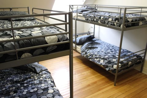 Economy Room, Multiple Beds | Soundproofing, iron/ironing board, cribs/infant beds, rollaway beds