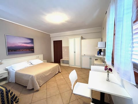 Family Studio, 1 Queen Bed with Sofa bed, Kitchenette, Sea View | Down comforters, in-room safe, blackout drapes, free WiFi