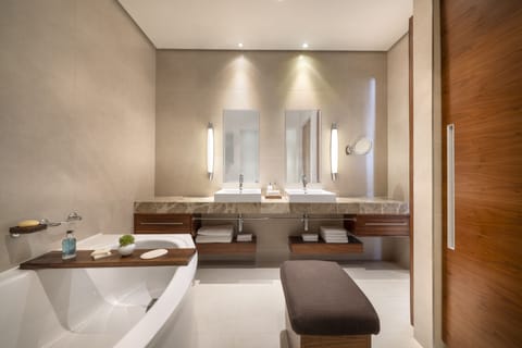 Interconnecting Room | Bathroom | Separate tub and shower, rainfall showerhead, designer toiletries