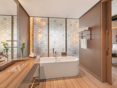 Room (Panorama) | Premium bedding, free minibar items, in-room safe, desk