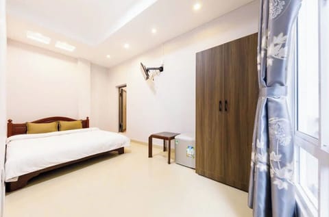 Standard Double Room | In-room safe, desk, rollaway beds, free WiFi