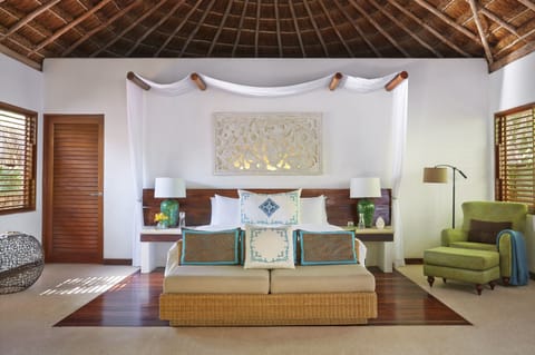 Royal Villa | Egyptian cotton sheets, premium bedding, minibar, in-room safe