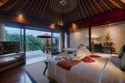 Deluxe Villa, Private Pool, River View | Premium bedding, minibar, in-room safe, desk