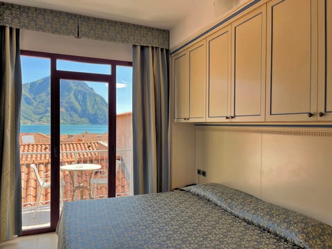 Superior Double or Twin Room, Balcony | Free minibar, in-room safe, desk, free WiFi