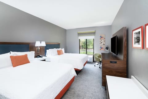Room, 2 Queen Beds, Accessible, Non Smoking | Hypo-allergenic bedding, in-room safe, desk, laptop workspace