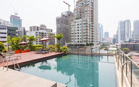 Outdoor pool, sun loungers