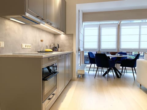 Luxury 2 Bedrooms Apartment - Gaono St. 8  | Private kitchen | Fridge, microwave, oven, stovetop