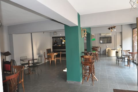 Minibar, in-room safe, desk, free WiFi