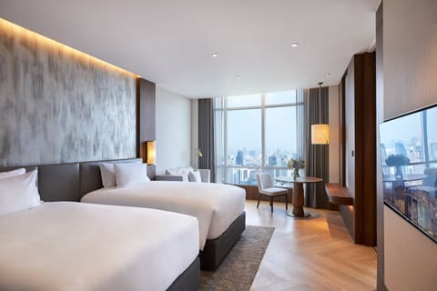 Royal Suite | Premium bedding, minibar, in-room safe, desk