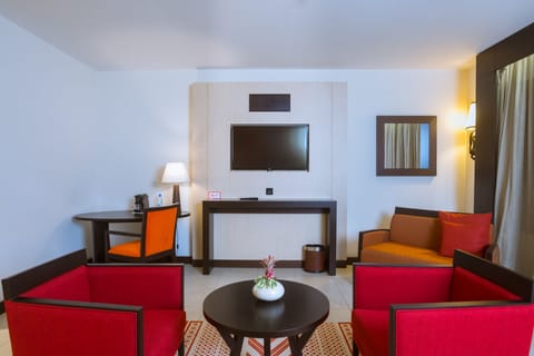 Executive Room | Living area | TV